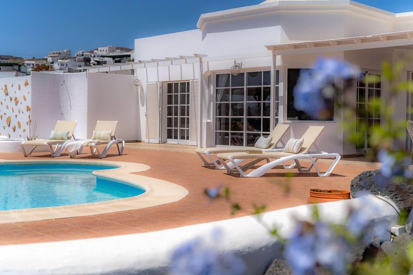 Amazing 3 Bedroom Ocean View With Pool Tías Exteriör bild