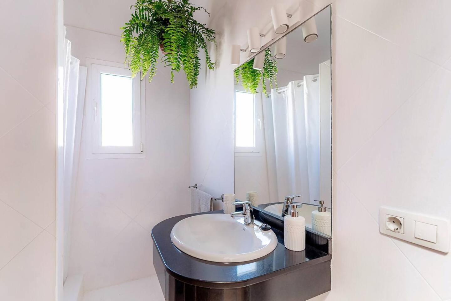 Amazing 3 Bedroom Ocean View With Pool Tías Exteriör bild