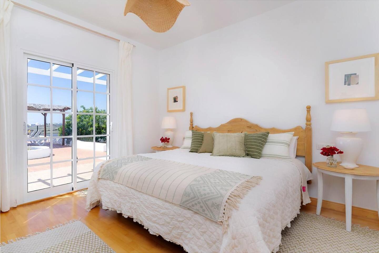 Amazing 3 Bedroom Ocean View With Pool Tías Exteriör bild