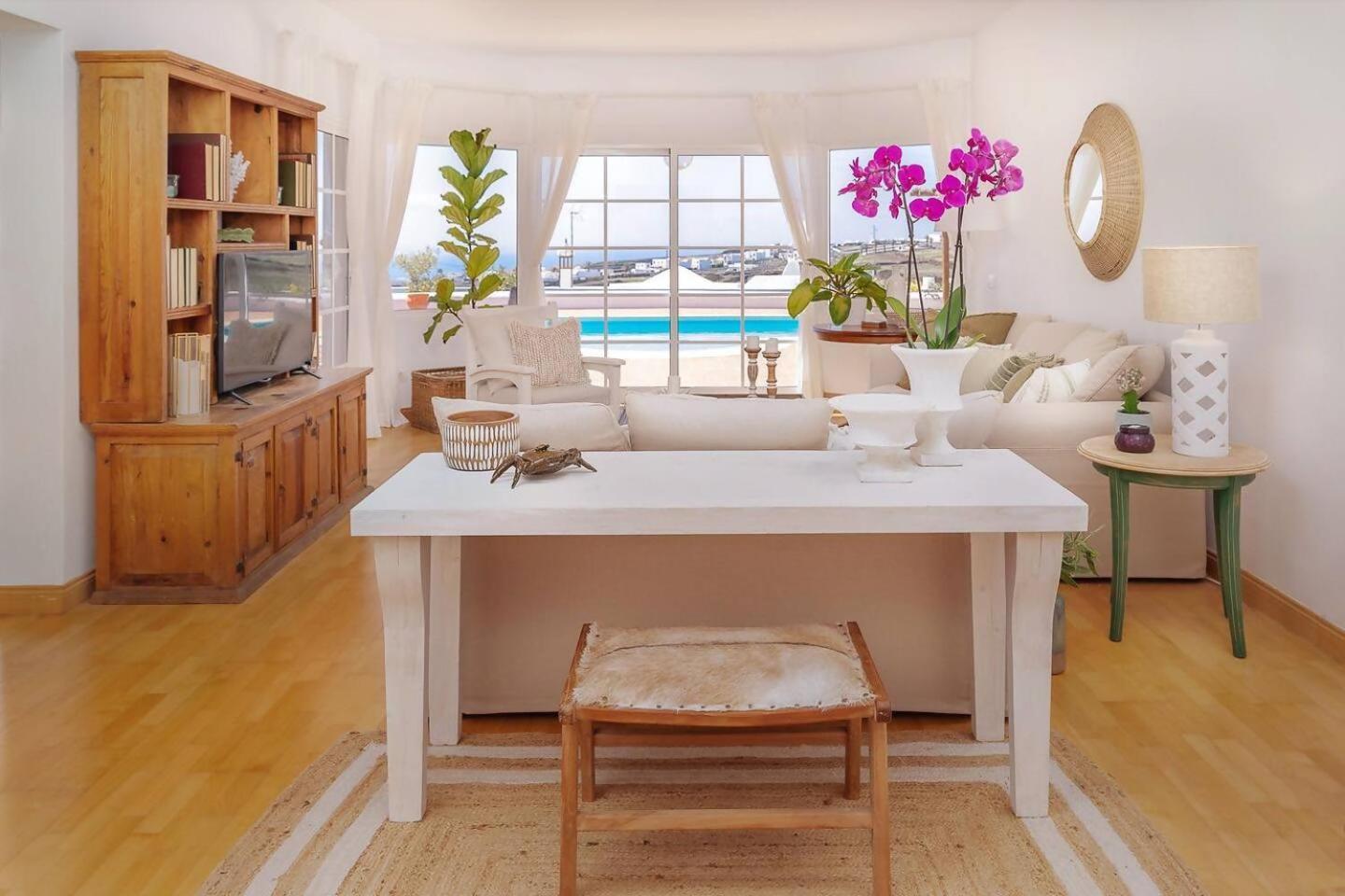 Amazing 3 Bedroom Ocean View With Pool Tías Exteriör bild